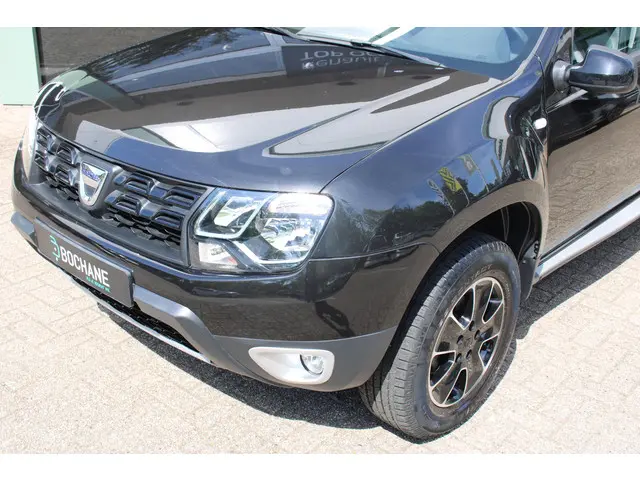 Dacia Duster 1.2 TCe 4x2 Blackshadow 2017 Benzine 7