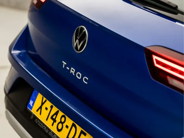 Volkswagen T-Roc 1.5 TSI Life Sport 2023 Benzine 29