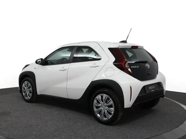 Toyota Aygo X 1.0 VVT-i MT Play 2025 Benzine 10