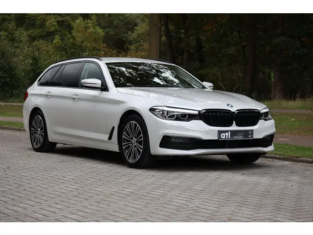 BMW 5 Serie Touring 530d High Executive 2020 Diesel 10