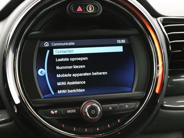 MINI Clubman One Business Edition 2019 Benzine 24