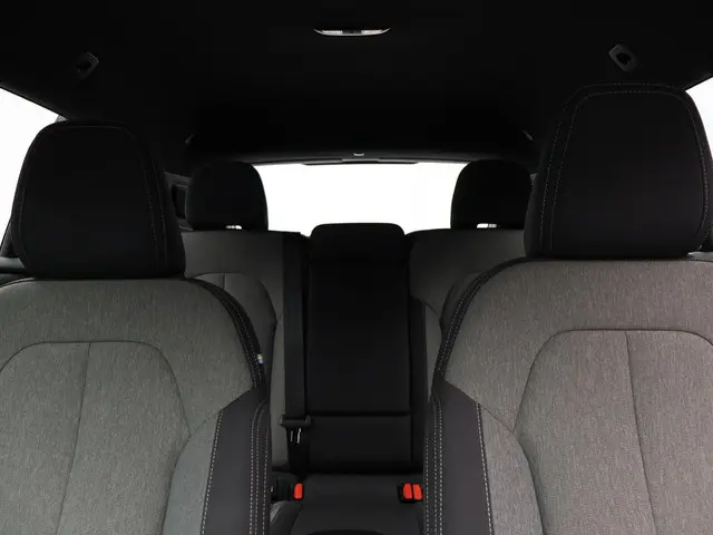 Volvo XC40 2.0 B4 Plus Dark 2025 Benzine 22