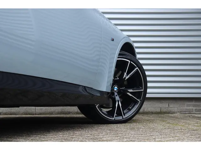 BMW 2 Serie Coupé M240i xDrive 2022 Benzine 7