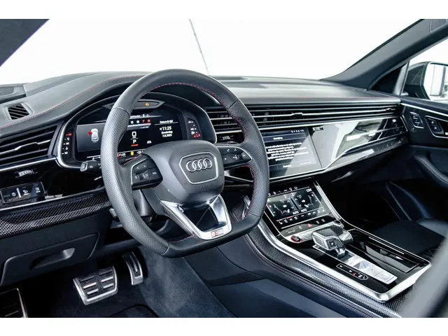 Audi SQ8 4.0 TFSI 2023 Benzine 26
