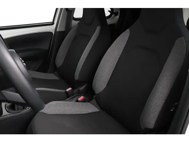 Toyota Aygo X 1.0 VVT-i MT first 2023 Benzine 25