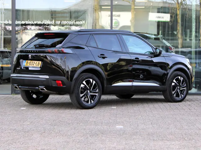 Peugeot 2008 1.2 PureTech Allure Pack 2021 Benzine 6