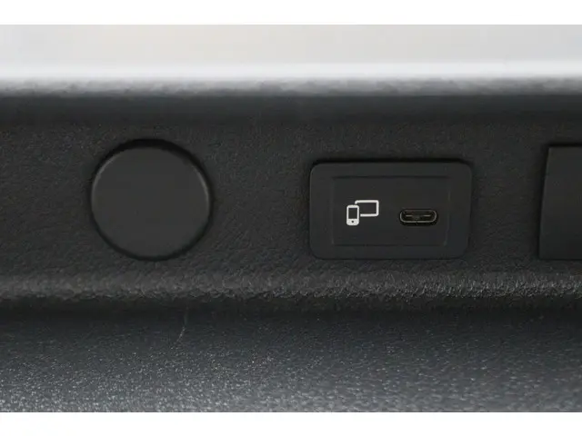 Mercedes-Benz Sprinter 214 2.2 CDI L1H1 2021 Diesel 42