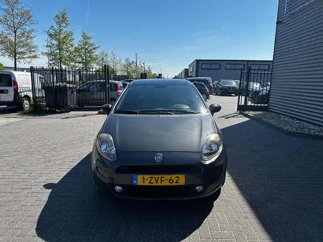 Fiat Punto Evo 0.9 TwinAir Racing 2015 Benzine 2