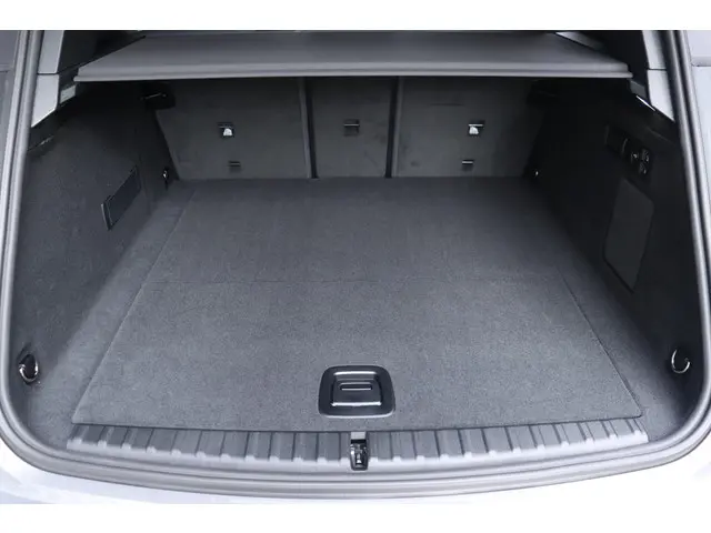 BMW iX xDrive40 High Executive 2025 Elektrisch 12