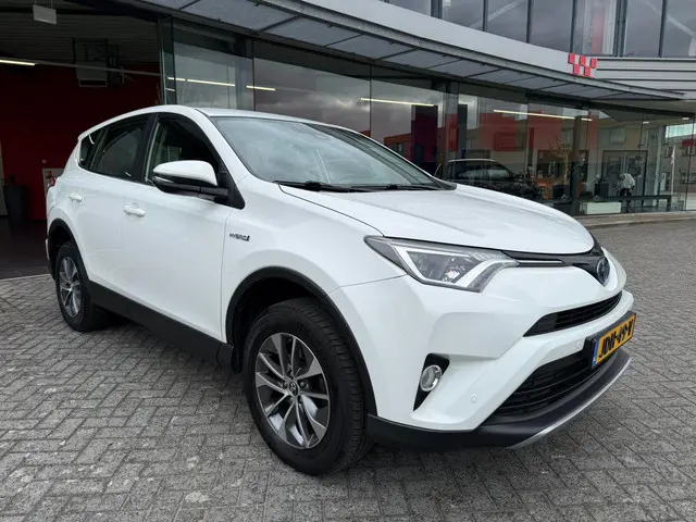 Toyota RAV4 2.5 Hybrid AWD Dynamic 2017 Hybride Benzine 2