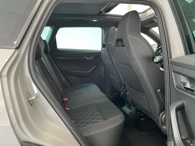 Škoda Karoq 1.5 TSI ACT Sportline 2020 Benzine 15
