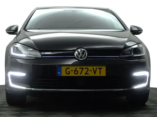 Volkswagen e-Golf Highline Aut- 2019 Elektrisch 26