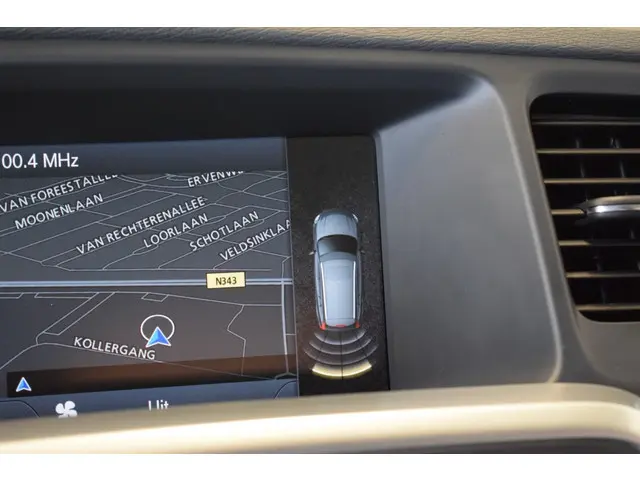 Volvo V60 T3 150pk AUT6 Momentum 2013 Benzine 11