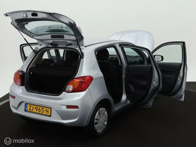 Mitsubishi Space Star 1.0 Cool+ 2019 Benzine 19