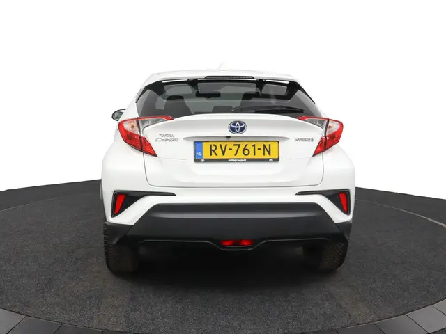 Toyota C-HR 1.8 Hybrid Dynamic 2018 Hybride Benzine 63