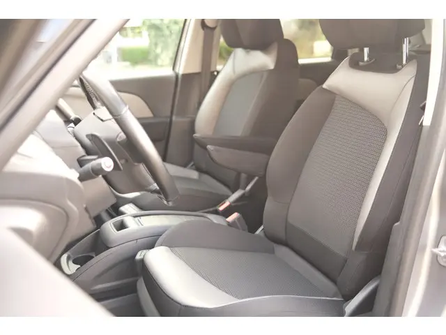 Citroën C4 Picasso THP 165 Automaat Shine 2017 Benzine 29