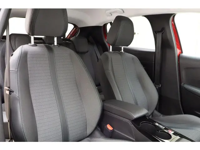 Peugeot 208 1.2 PureTech Allure Pack 2023 Benzine 10