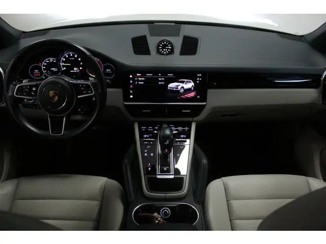 Porsche Cayenne 3.0 E-Hybrid 2021 Hybride Benzine 12