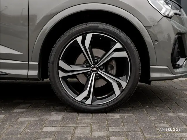 Audi Q3 Sportback 35 TFSI S-Line 2021 Benzine 17