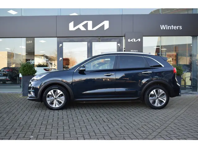 Kia e-Niro DynamicPlusLine 64kWh 3-Fase 2021 Elektrisch 2