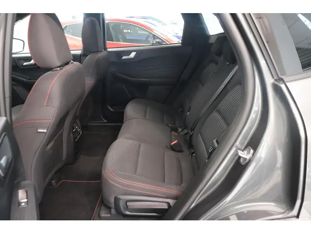 Ford Kuga 2.5 PHEV ST-Line 2023 Hybride Benzine 8