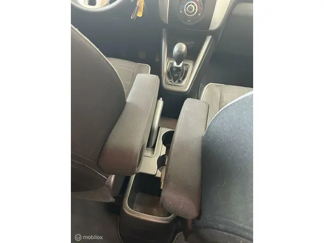 Kia Venga 1.4 CVVT Plus Pack 2012 Benzine 7