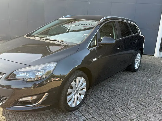 Opel Astra Sports Tourer 1.4 Turbo Cosmo 2014 Benzine 6