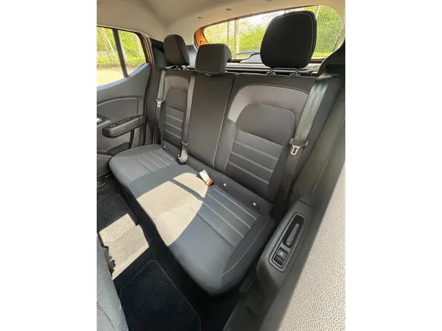 Dacia Sandero Stepway 1.0 TCe 90 Comfort 2022 Benzine 6