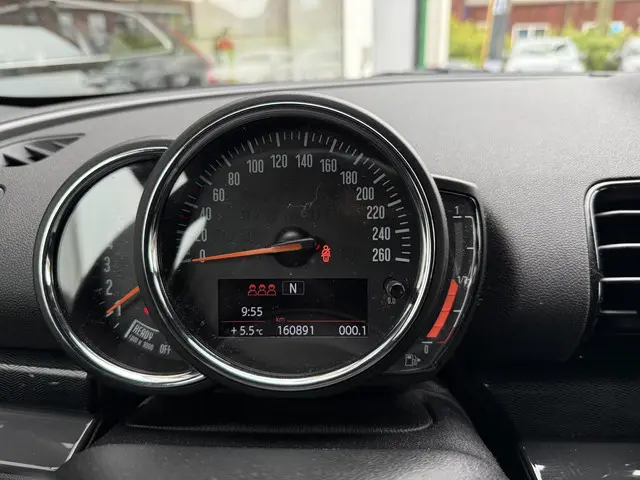 MINI Clubman 1.5 D Business Edition 2018 Diesel 8