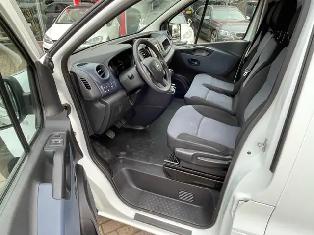 Opel Vivaro 1.6CDTI/L1H1/NAV/3SITZ/AC 2018 Diesel 6