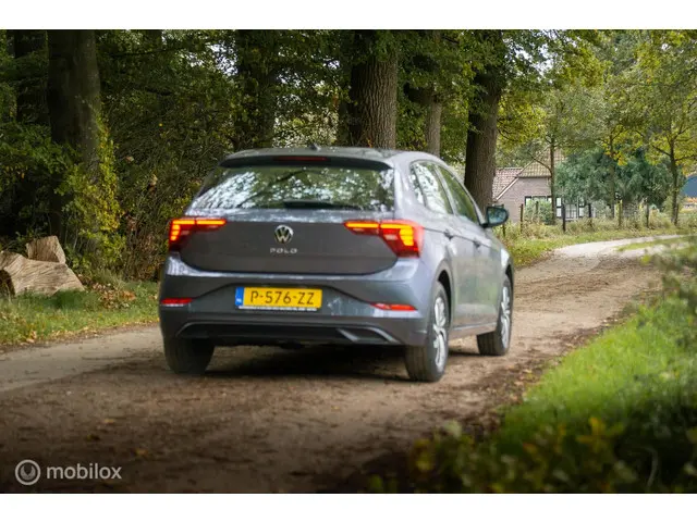 Volkswagen Polo 1.0 TSI Life Business 2022 Benzine 33