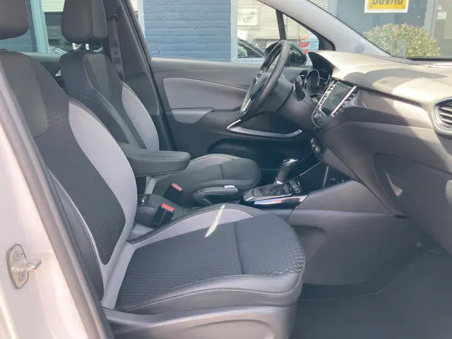 Opel Crossland X 1.2 Turbo Innovation 2017 Benzine 13