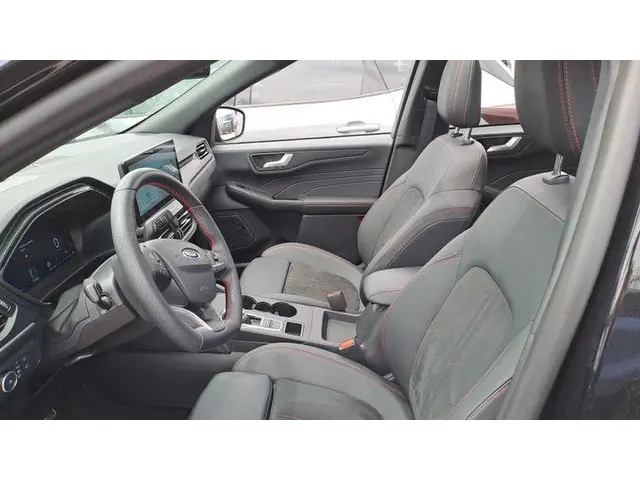 Ford Kuga 2.5 FHEV ST-Line X 2024 Hybride Benzine 5