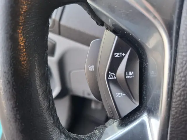 Ford Transit 350 2.2 TDCI L4H1 Ambiente 2017 Diesel 27