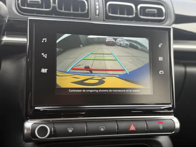 Citroën C3 1.2 PureTech S&S Shine 2017 Benzine 17