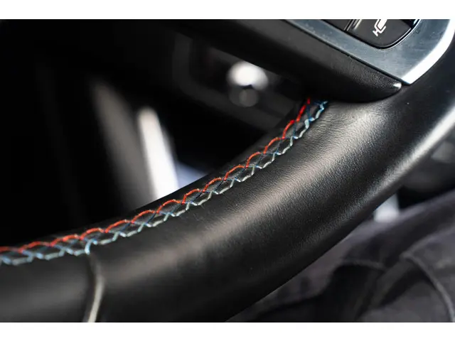 BMW M4 4-serie Coupé Competition 2021 Benzine 43