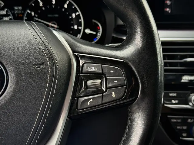 BMW 5 Serie Touring 520i High Executive 2018 Benzine 11