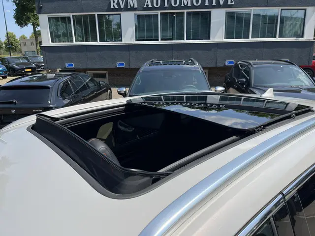 BYD SEAL U 1.5 DM-i FWD Boost 2025 Hybride Benzine 32