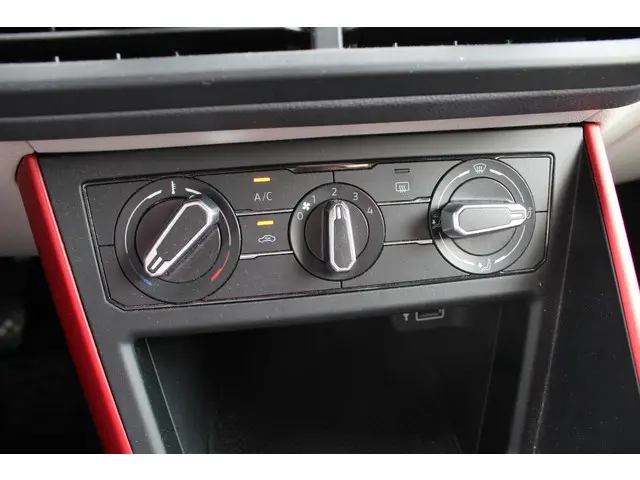 Volkswagen Polo 1.0 MPI Beats 2017 Benzine 15