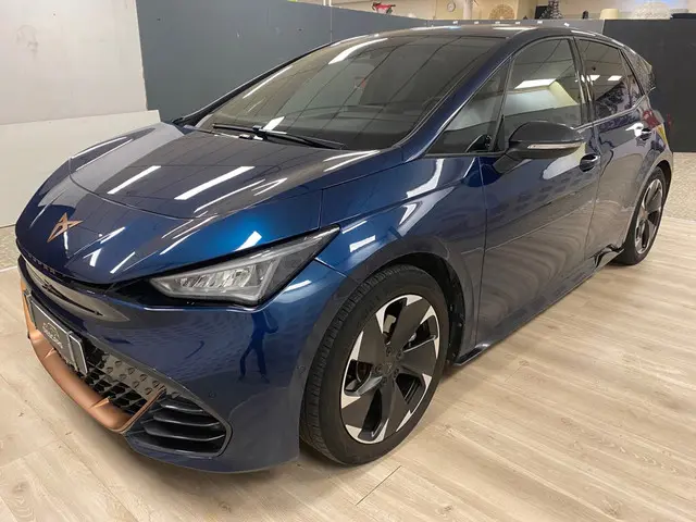 CUPRA Born Business 62 kWh 2023 Elektrisch