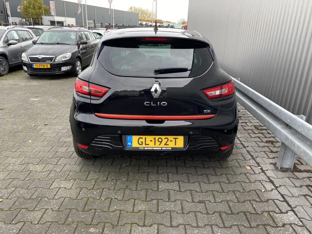 Renault Clio 0.9 TCe Expression 2015 Benzine 8