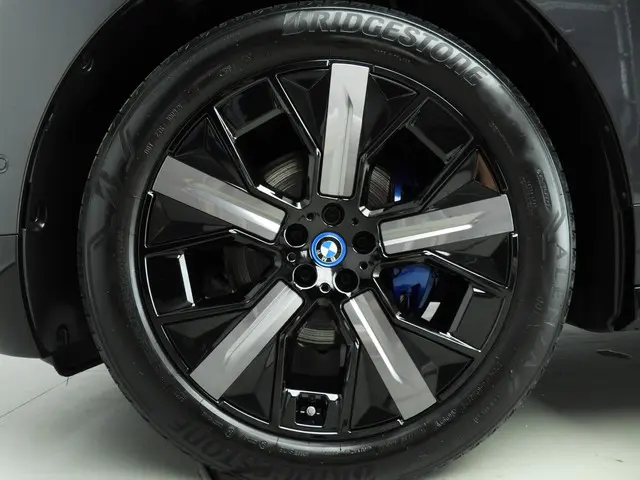 BMW iX xDrive40 2023 Elektrisch 57