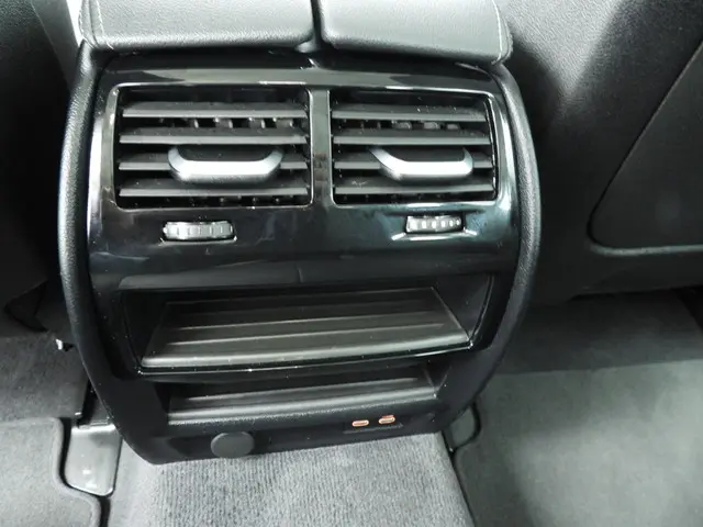 BMW 5 Serie Touring 530e 2023 Hybride Benzine 30