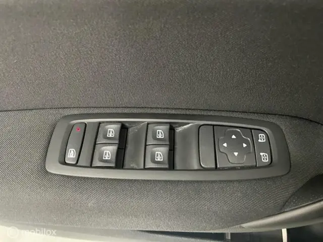 Renault Mégane Estate 1.3 TCe Limited 2019 Benzine 14