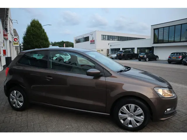 Volkswagen Polo 1.0 2015 Benzine 10