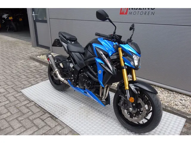 Suzuki GSX 2