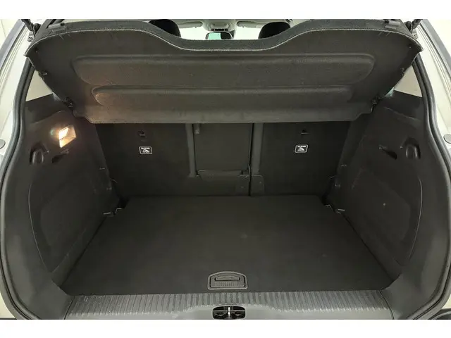 Citroën C3 Aircross 1.2 PureTech S&S Shine 2020 Benzine 10