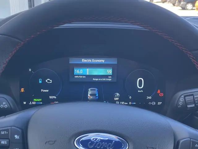 Ford Kuga 2.5 PHEV ST-Line 2026 Hybride Benzine 31