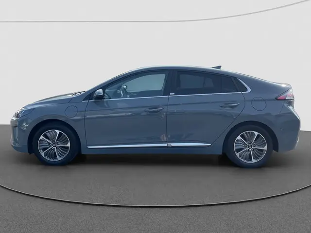 Hyundai IONIQ 1.6 GDi PHEV Comfort 2021 Hybride Benzine 10
