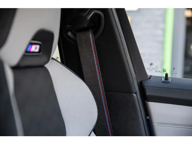 BMW M3 3-serie Touring xDrive Competition 2023 Benzine 52